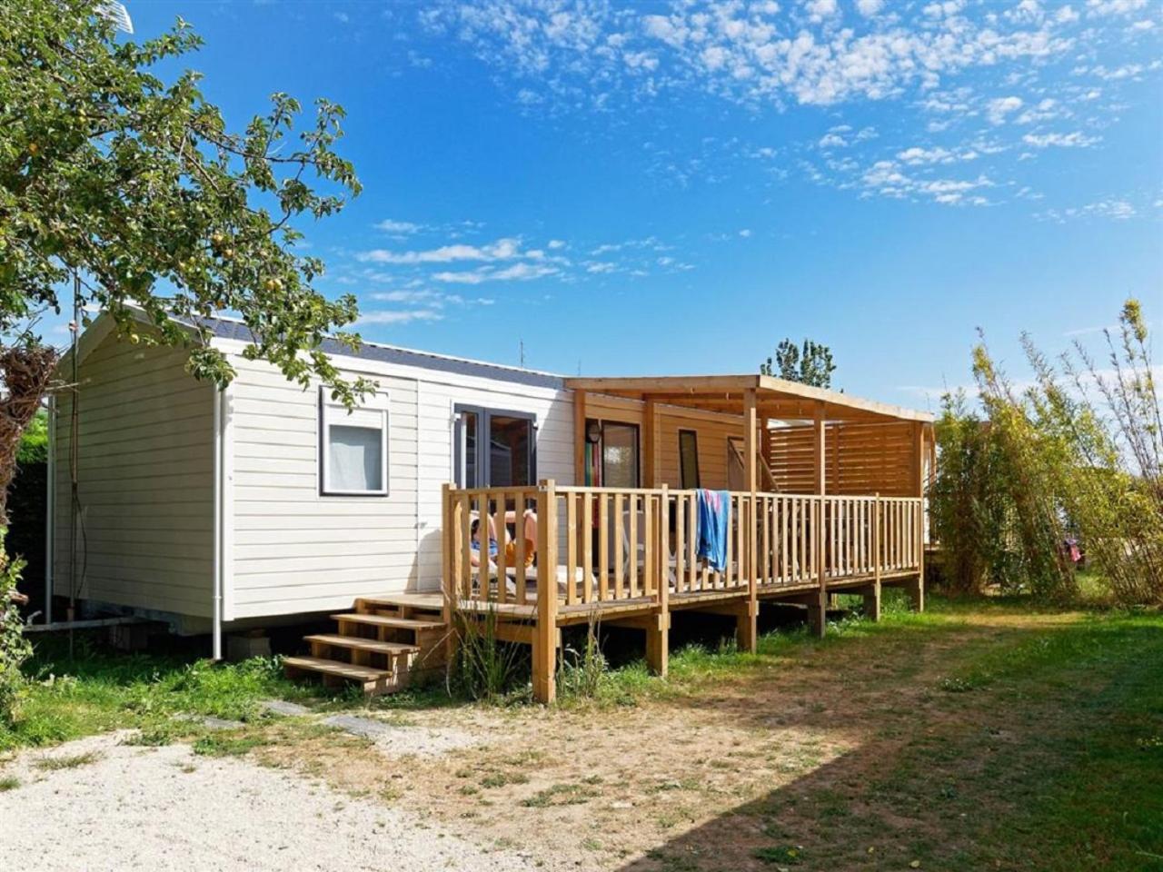 Camping La Touesse Сен-Люнер Экстерьер фото